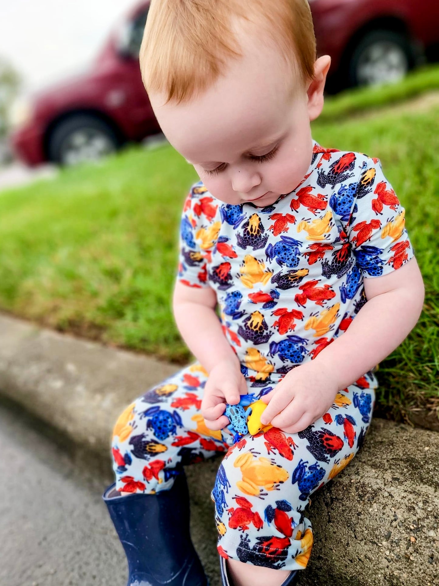 UnFROGettable Short Sleeve and Shorts Pajamas